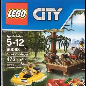 Kids Lego City Crooks Hideout FIRM PRICE
